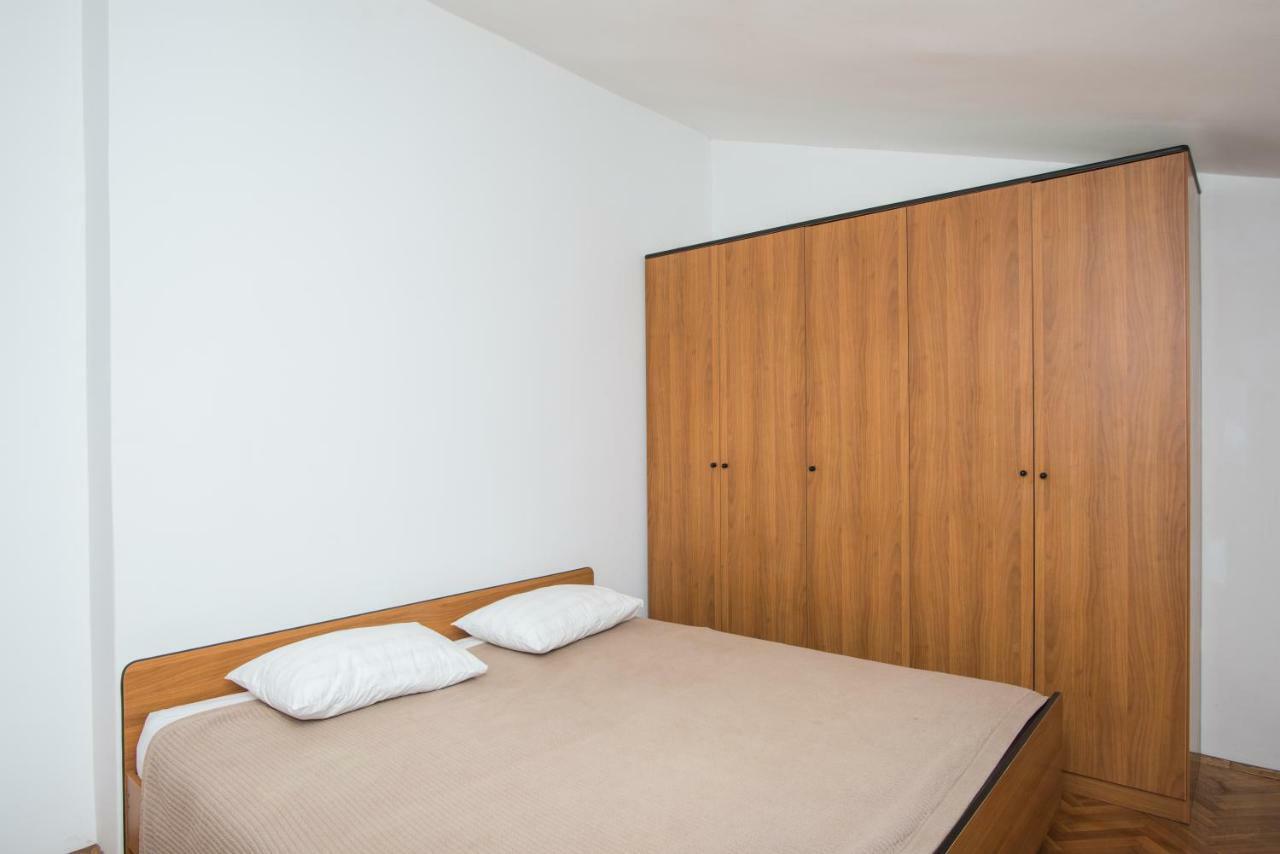 Apartments Brodarica Beach With Balcony Seaview