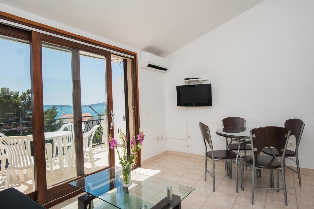 Apartments Brodarica Beach With Balcony Seaview